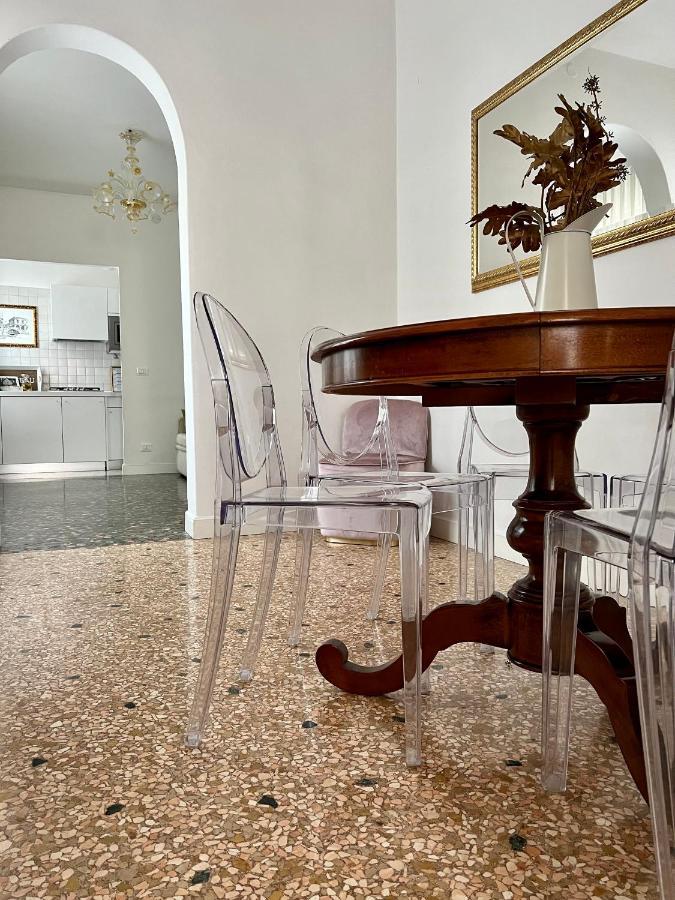 At - Rialto Bridge Apartment